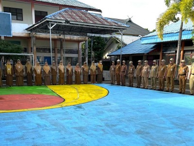 Dewan Guru dan Staff