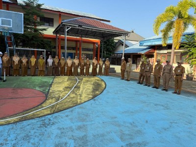 Guru dan Staff