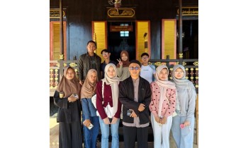 STUDY TOUR SMAN 1 AMUNTAI KE MESJID BAANGKAT DAN LOKSADO KANDANGAN