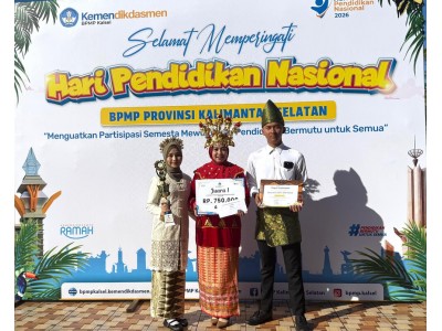 Penyerahan Penghargaan Lomba Reels IG Idul Fitri dan Anak Indonesia Hebat Provinsi Kal -Sel