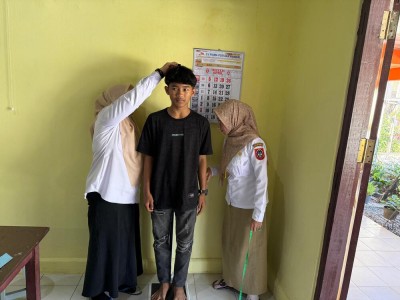Pengukuran Tinggi Badan dan Berat Badan