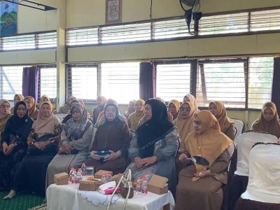 Perpisahan H. Poliyani, S.Pd.,MM Purna Tugas 