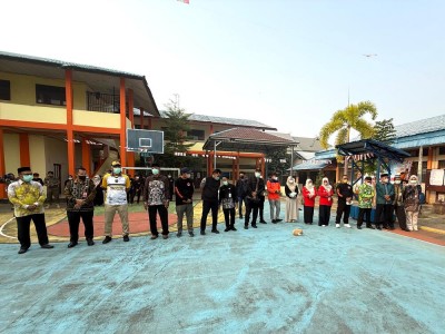 Pembagian Masker dari Bupati HSU