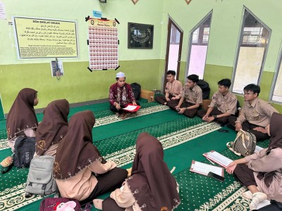 Kegiatan Jumat Bersama Guru Wali