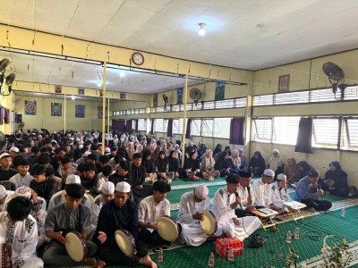 Peringatan Maulid Nabi Muhammad SAW 12 Rabiul Awal 1448 Hijriah