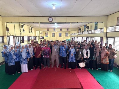 Sosialisasi Visi Misi Sekolah dan TKA dengan Orang Tua Siswa Kelas XII di SMAN 1 Amuntai