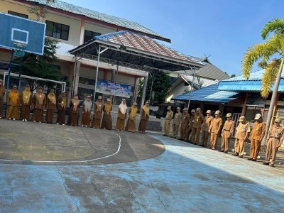 Dewan Guru dan Staff