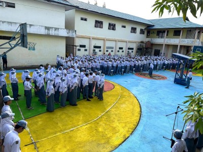 Kegiatan Apel Pagi Senin 24 November 2025