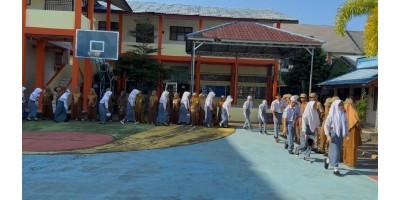 Upacara Apel Pagi Senin 20 April 2026