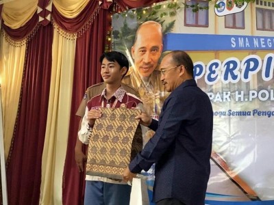Perpisahan H. Poliyani, S.Pd.,MM Purna Tugas 