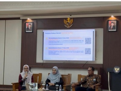 Narasumber Ibu Andini Puspa Dewi, M.Pd