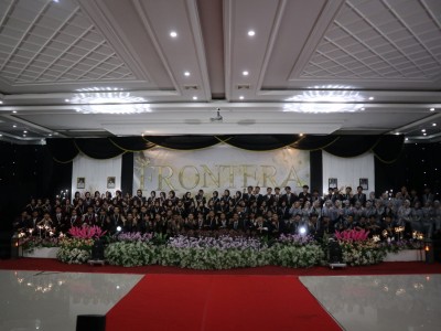 Foto Bersama Kelas XII