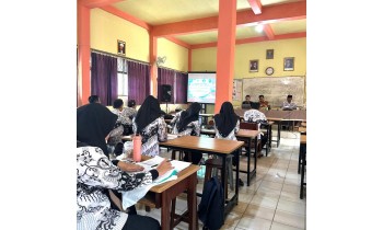 Komunitas Belajar SMAN 1 Amuntai Penerapan Inquiry Kolaboratif untuk Pembelajaran Mendalam