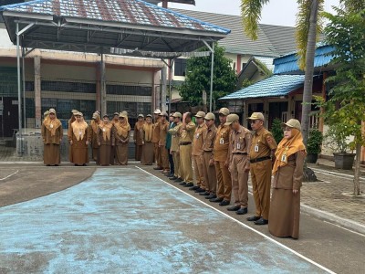 Dewan Guru dan Staff