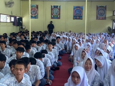 Perpisahan H. Poliyani, S.Pd.,MM Purna Tugas 