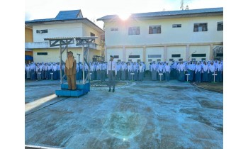 Upacara Apel Pagi Senin