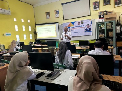 Kegiatan IHT Tenaga Pendidikan Day - 1