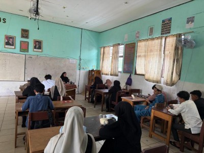 Tadarus Al-quran Kelas X - 4