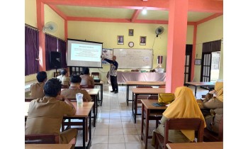 Membangun Budaya Evaluasi Berkelanjutan melalui IHT Budaya Refleksi Kinerja SMAN 1 Amuntai