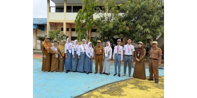 Upacara Memperingati Hari Pendidikan Nasional