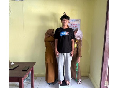 Pengukuran Tinggi Badan dan Berat Badan