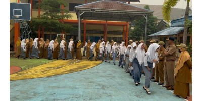 Upacara Apel Pagi Senin 05 Oktober 2026