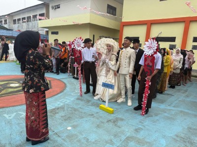 Agustus Gembira 