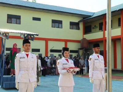 Pengibar Bendera