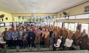 Perpisahan Bapak H. Poliyani, S.Pd., MM. Purna Tugas di SMAN 1 Amuntai Mengukir Dedikasi, Meninggalkan Teladan