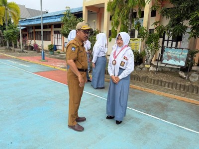 Penyerahan Penghargaan FLS3N Lomba Monolog