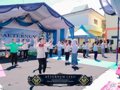 Perpisahan dan Pengukuhan Kelas XII 