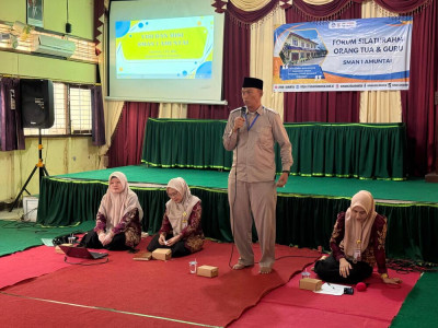 Forum Silaturahmi Orangtua dan Guru Kelas X-XI di SMAN 1 Amuntai
