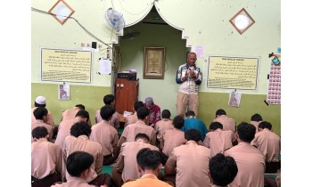 Jumat Taqwa SMAN 1 Amuntai Menumbuhkan Ketakwaan dan Membentuk Karakter Religius melalui Kebersamaan