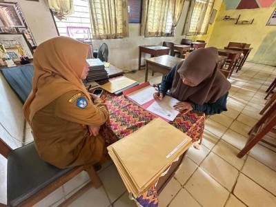Pengambilan SKL dan Raport Kelas XII Tahun 2024/2025