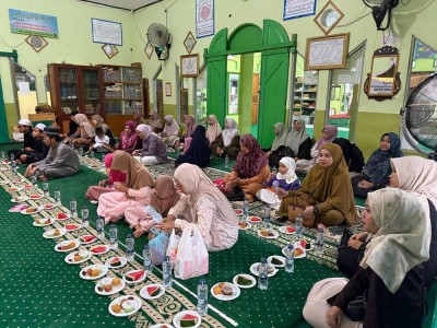 Bukber Keluarga Besar SMAN 1 Amuntai
